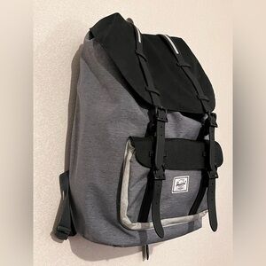Herschel Little America backpack